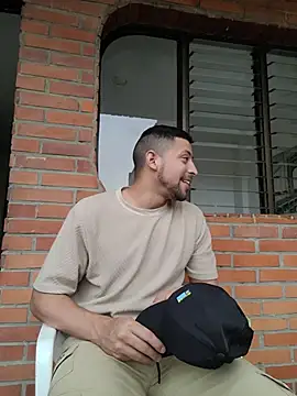 Cris_LaCobra_ 网络视讯表演