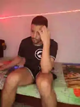 Pertunjukan Kamera Web Cris_LaCobra_