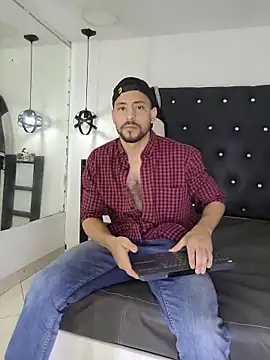 Cris_LaCobra_ Show Webcam