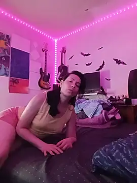 הופעת וובקאם של DiviNina