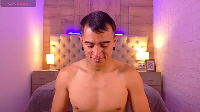 LiamDeeps 网络视讯表演