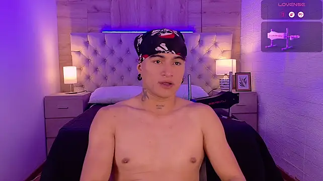 LiamDeeps webkamerás műsora
