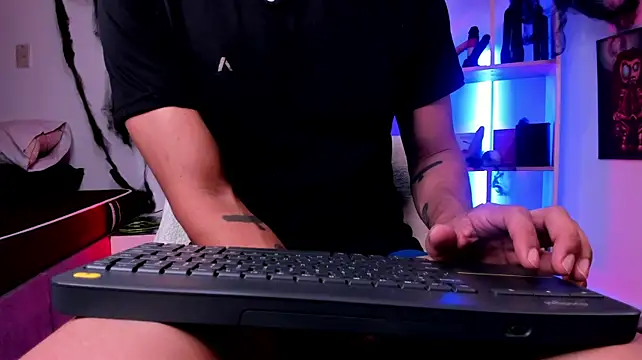 LiamDeeps 网络视讯表演