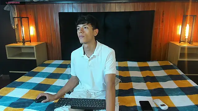 Im_Kael_ webcam show