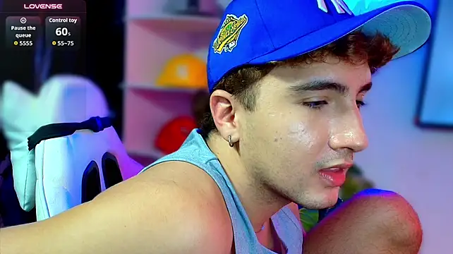 Show modela Eiden_carter na web-kameri