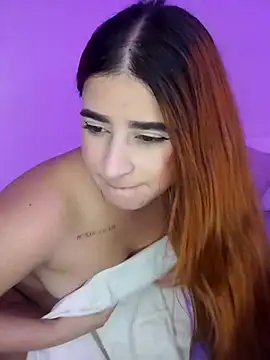 MartinaConnorr XXX чат на живо