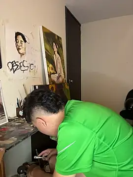 marco_duran Show in webcam