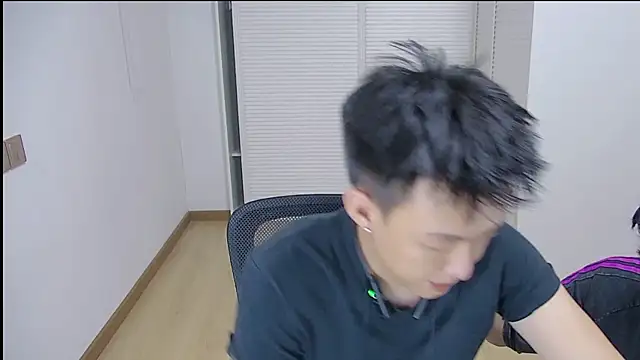 a1102683782 Pertunjukan Webcam