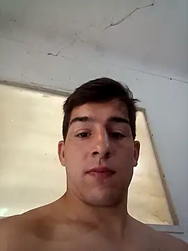 jhonluck2 Show in webcam