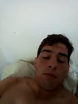 jhonluck2 Show in webcam
