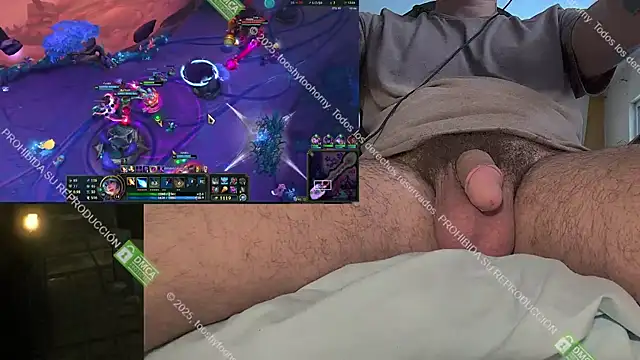 tooshytoohorny webkamerás műsora