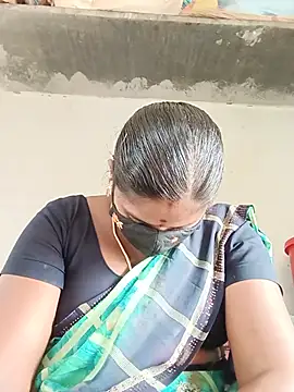Tamil-Nandhini Webcam show