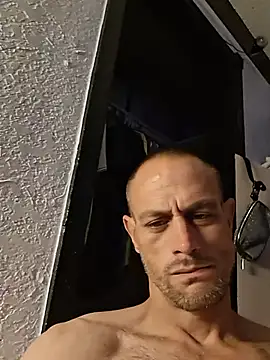 kai12368 Show in webcam