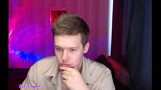 Sheldon_musicn Webbikameraesitys