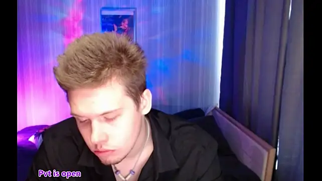 הופעת וובקאם של Sheldon_music