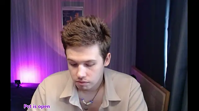 Sheldon_music Show in webcam