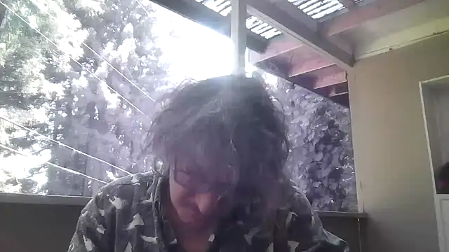 riffraff69 Show in webcam