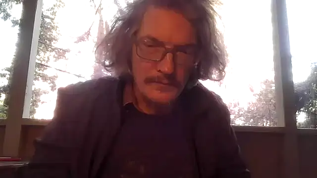 הופעת וובקאם של riffraff69