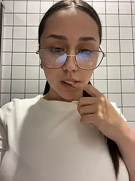 EvelynFly's Live XXX Chat