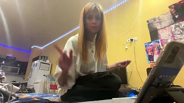 LinZavr Webcamshow