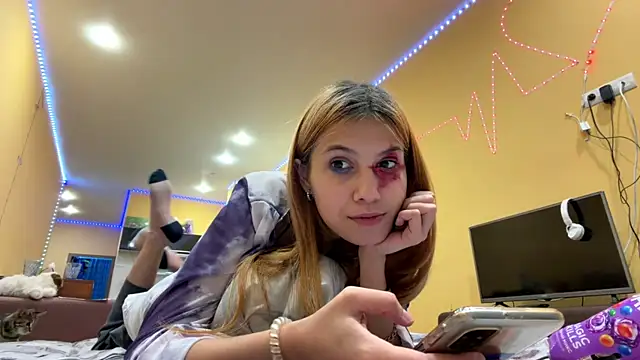 LinZavr live XXX chat