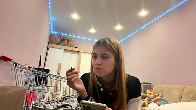 LinZavr Chat XXX in diretta