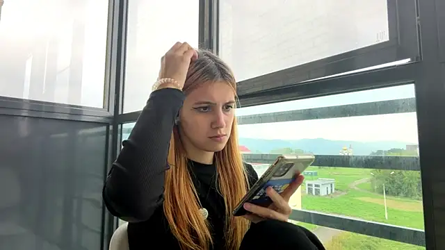 LinZavr Chat XXX live