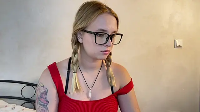 AngelMia_92 现场XXX聊天