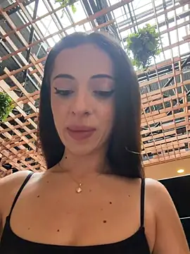 MoonLinaa Webcamshow