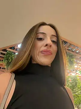 MoonLinaa Webcamshow