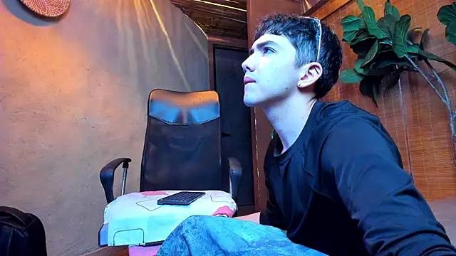 AxelStong Webcamshow
