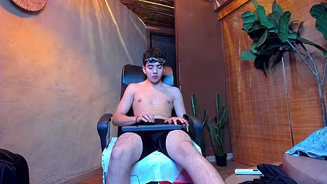 AxelStong – webcam-show