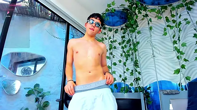 AxelStong Webcam Show