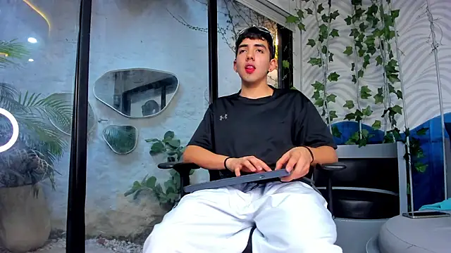 AxelStong Webcam Show