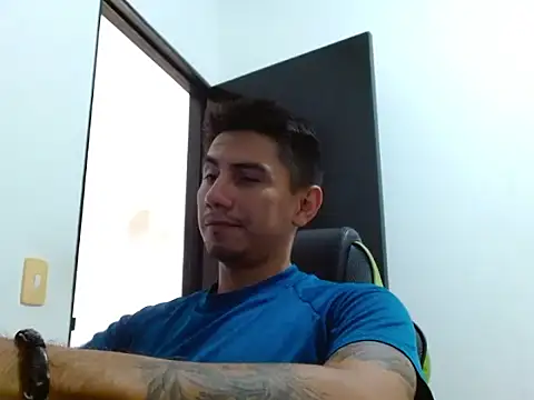 Show modela jimmy_scoot26 na web-kameri