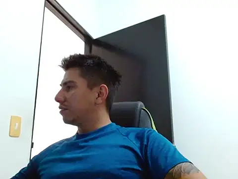 jimmy_scoot26 Show in webcam