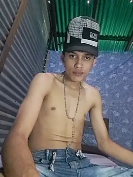 הופעת וובקאם של Jay_Boy_