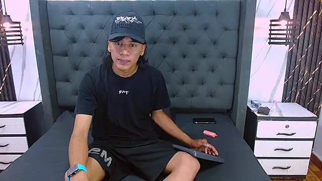 Joan_Usuga Show Webcam