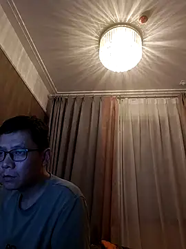 ResoldScrap 网络视讯表演