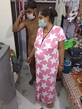 priyasharma0101 即時 XXX 聊天