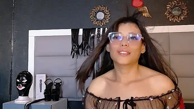 ZoeDrucker's Webcam Show