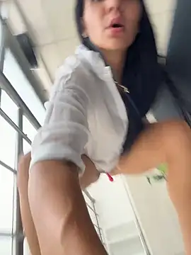 LuxeBrunetteXXX: вебкам-шоу