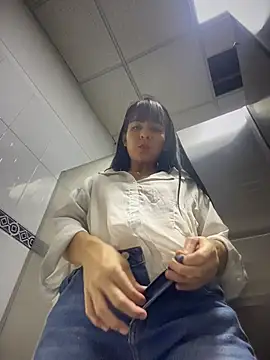 LuxeBrunetteXXX 라이브 XXX 채팅