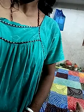 Ladydone711 Adlı Modelin Web Kamerası Şovu