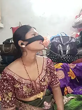 Ladydone711 webcam show