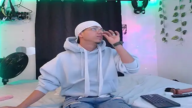 Anyelo_miuller99 webkamerás műsora