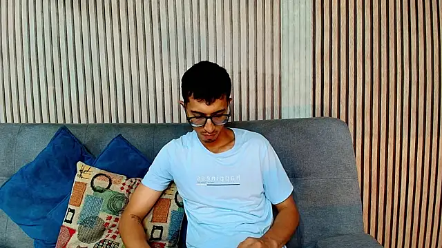 Keny_Romero Pertunjukan Webcam