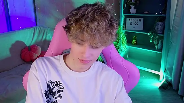 Webkamerová show kevingarsiaa