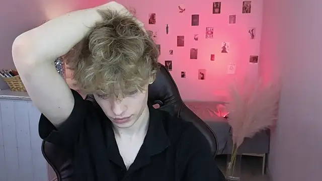 kevingarsiaa webcam show