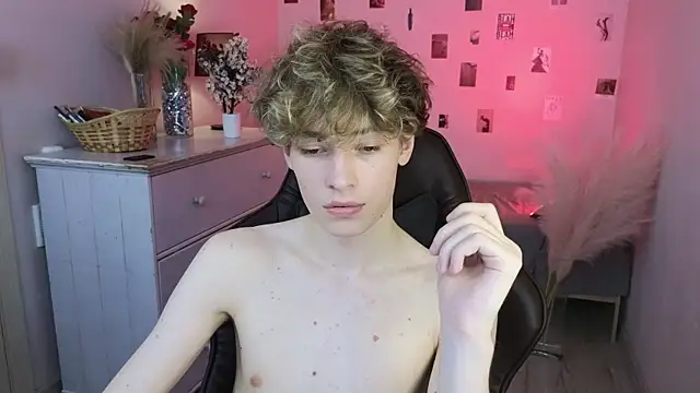 kevingarsiaa Webcam Show